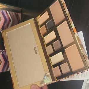 Tarte face shaping palette